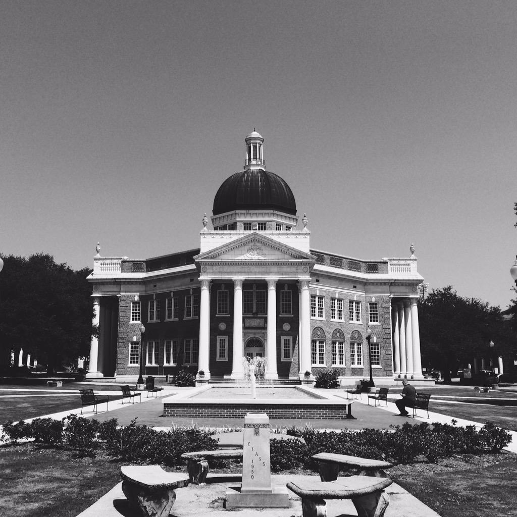 Beautiful day today on the campus of The University of Southern Mississippi.