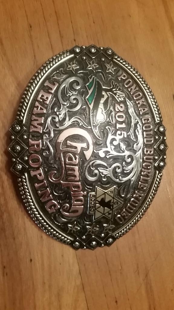 bucknhorserider's tweet photo. Thank you Jones Boys for sponsoring my new hardware! @LoneStarRopes #LSRopes Shark #ponokagoldbuckle http://t.co/RIRgp2yZlQ