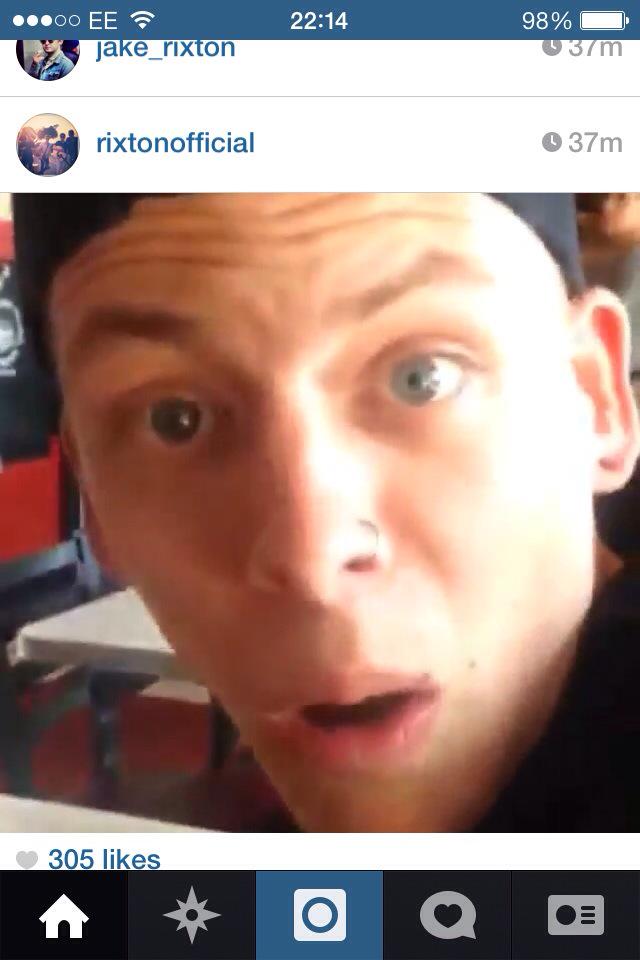 Alex_Rixton tweet picture