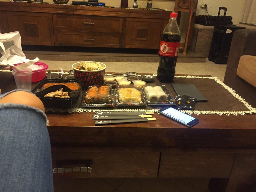 EfLiraz's tweet photo. @lital_arouch 😅 http://t.co/EaQT4LJEa1