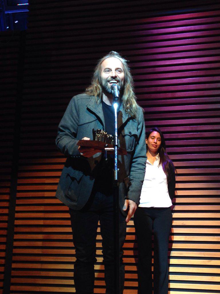 pdemocracia's tweet photo. #PD2015 en Música para @changospasiuk Segui la ceremonia en vivo desde http://t.co/za5nZvWF76 http://t.co/CkllAFSosu