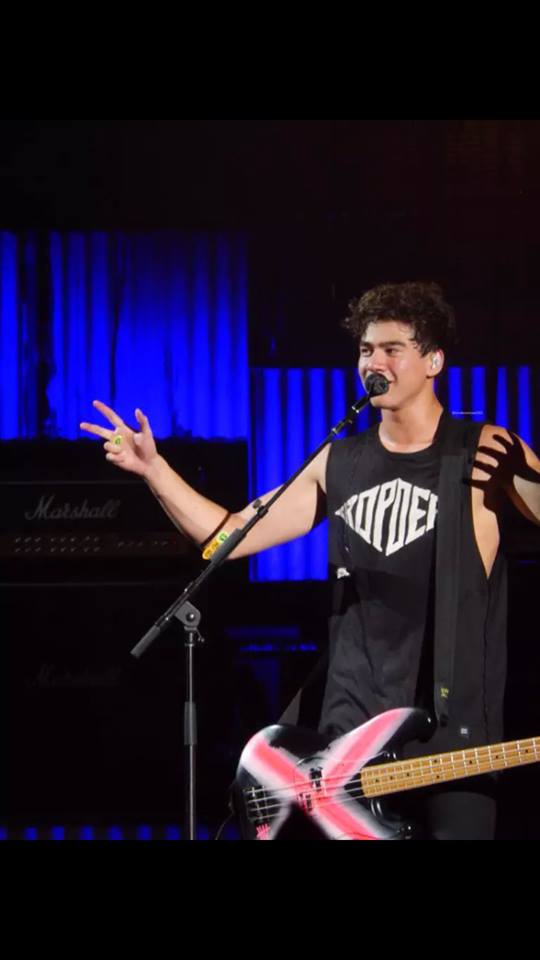 addyjayeplays's tweet image. FINAL ROWYSO #MTVFanWars5SOSFam #HERESTOROWYSOMEMORIES 
CALUM