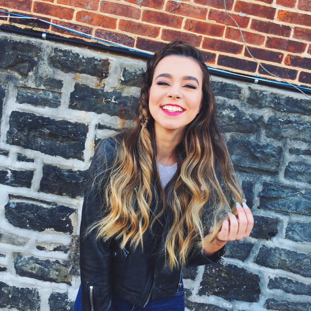 sierrafurtado's tweet photo. Fun photoshoot today with @girlslifemag in Baltimore ☺️ http://t.co/9kAJywO9gW