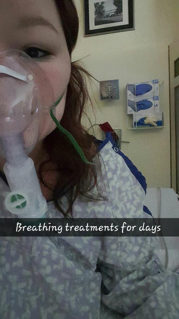 Maddie_Stewart_'s tweet photo. This fall weather got me like #cantbreathe @AsthmaProblems http://t.co/4cpGdqqWVt