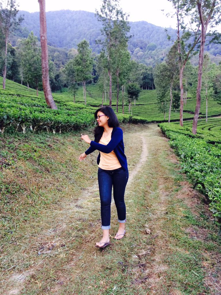 Bahagia itu ketika kamu mampu untuk bersyukur atas apa yg qm punya saat ini😇