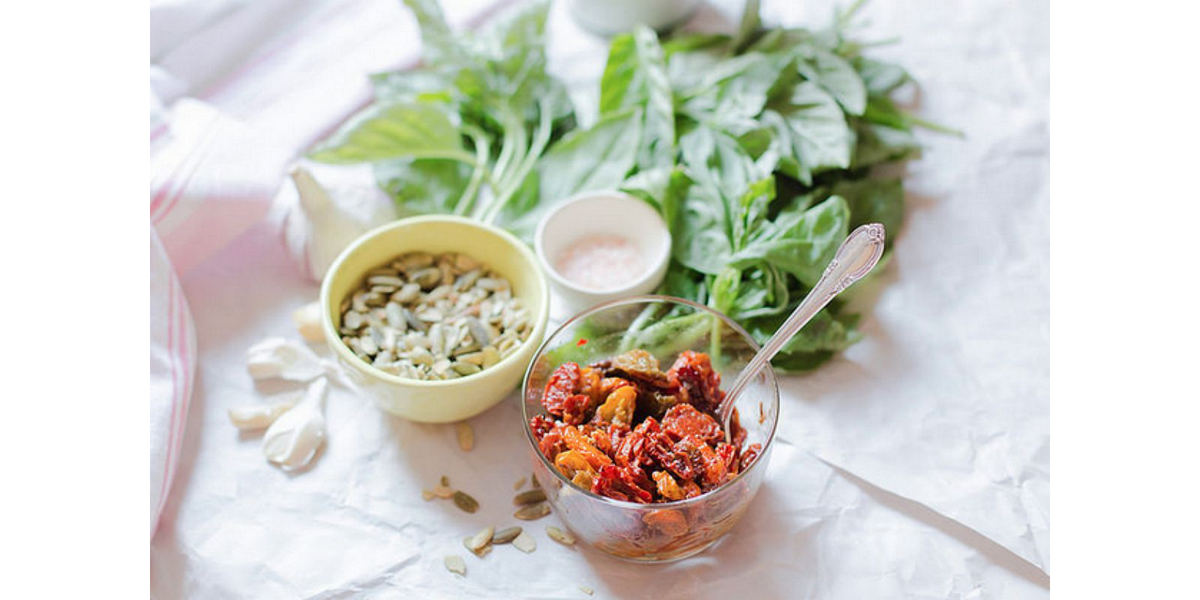 eathealthystuff's tweet photo. Dont Go Nuts! These 15 Vegan Recipes are Nut-Free and Delicious | One Green Planet http://t.co/gBZ3BtU74t http://t.co/cwB9oYV4Mv