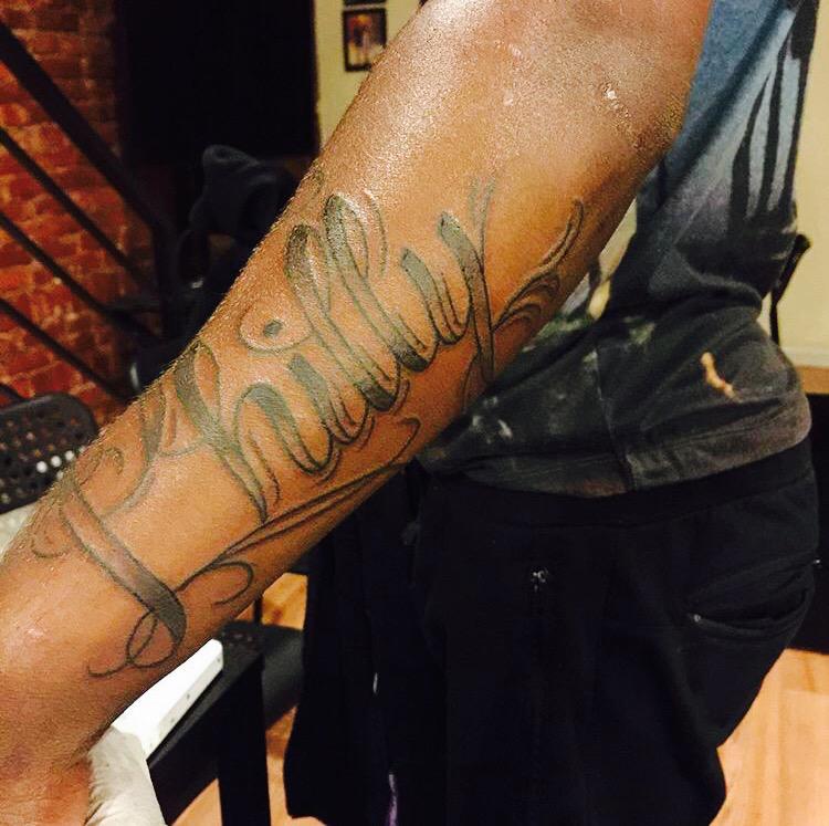 NLMB_AB's tweet photo. New tattoo what y'all think ⁉️👀 http://t.co/QqYtCxAnUE