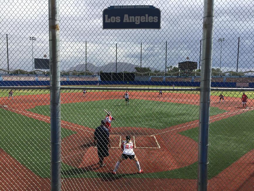 LondonSpartans's tweet photo. #Spartans 0-3 after a tough 1st day in 3 close games against experienced teams. Bring on day 2! #softball #TPT http://t.co/a9UGd1kwAU