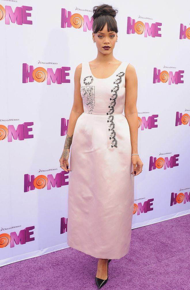 RihannaDaily's tweet photo. #PINKANNA http://t.co/EXP5mh5aQy