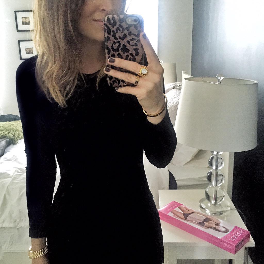 OhSoGlamBlog's tweet photo. Excited to try the @squeem perfect waist body shaper for picture perfect curves! #curvedefinition #squeem #spon http://t.co/CkejJuDODc