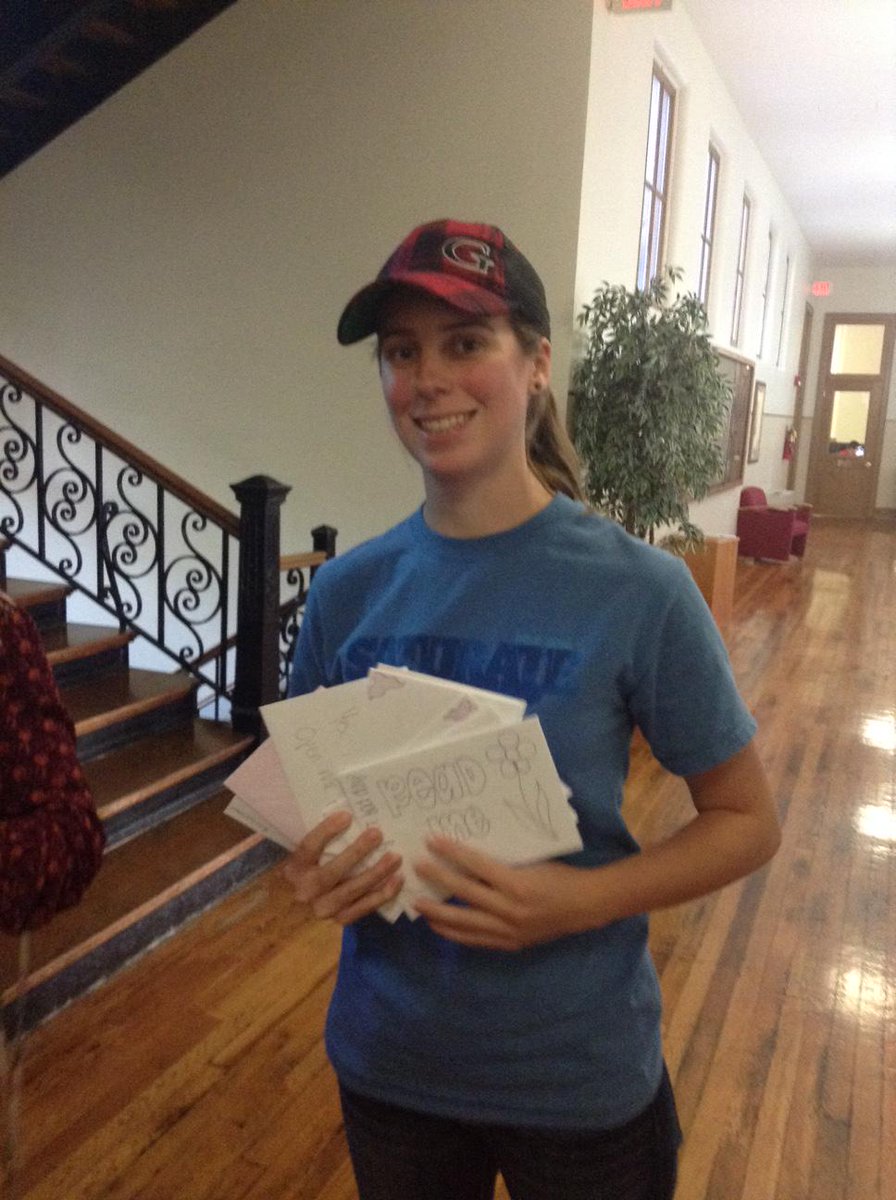 GCCampusCursive's tweet image. So thankful that these gals helped love letter @gracecollege #gcloveletters #moreloveletters