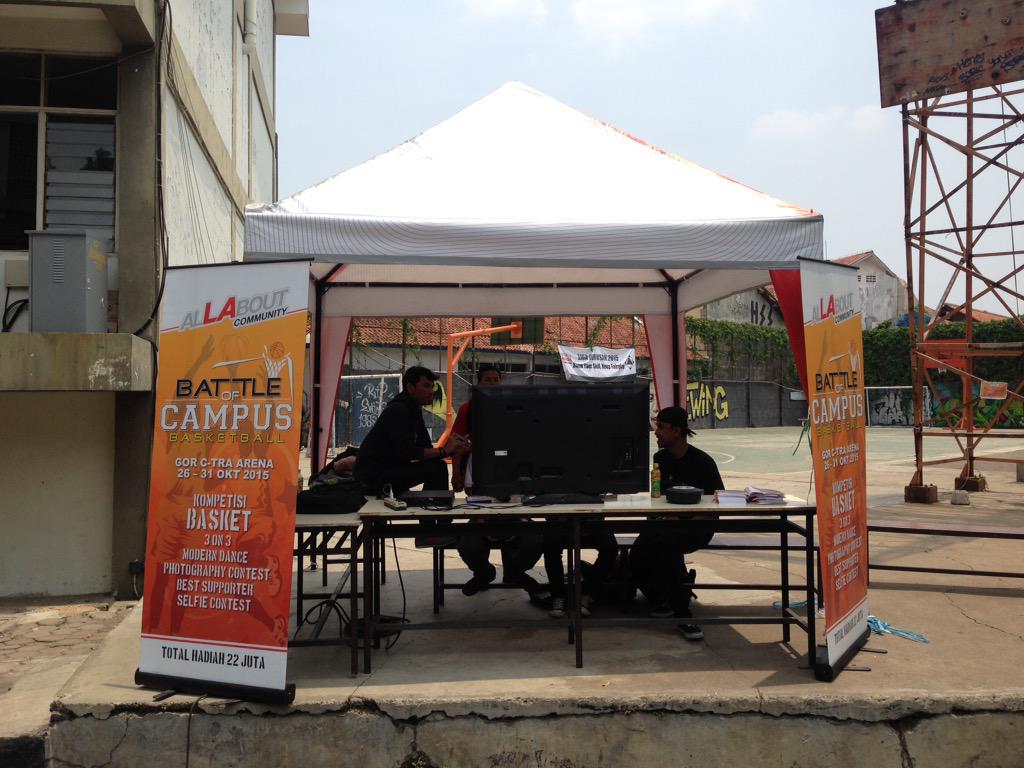 Ayo ramaikan dilapangan basket ada stand <a href="/battle_campus/">Battle of Campus</a> . Yang mau main 2k di ps 4 bisa kesini.  @kampusoranges