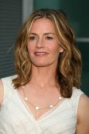 Happy birthday to this great actress Elisabeth shue. 