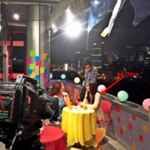 siolive_60's tweet photo. ka Olive S.Pd @siolive_ #siolive_ kemaren2 suting ftv terbaru http://t.co/9OMZnhuhtu