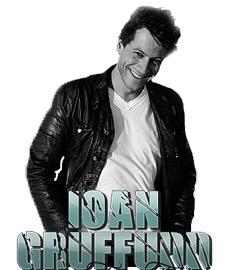 A big huge HAPPY BIRTHDAY to Ioan Gruffudd! 