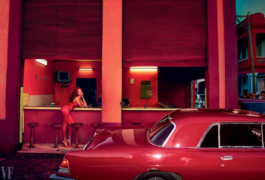 thugiyfe's tweet photo. @Rihanna for @VanityFair http://t.co/E3htVBrSNG