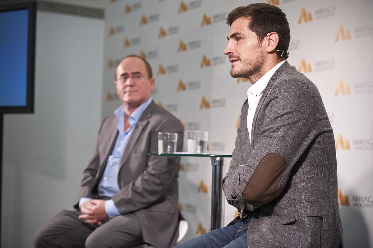 Contento de colaborar con mis amigos <a href="/ArriagaAbogado/">Arriaga Asociados</a>. Os dejo unas fotos de la presentación de ayer!