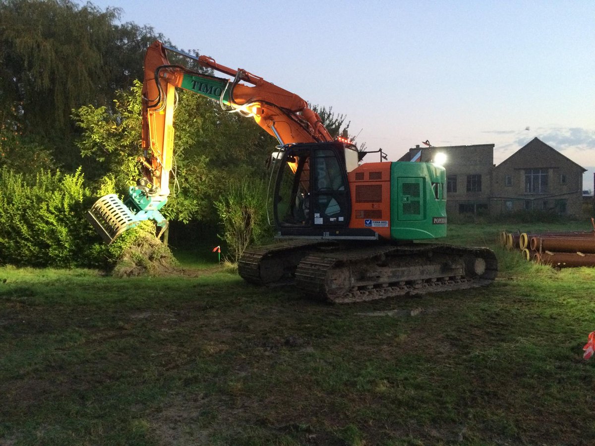 TimoTuin's tweet photo. Verwijderen van bomen, struiken en hagen te #Pervijze #timotuin http://t.co/q3Pbs6QB3X