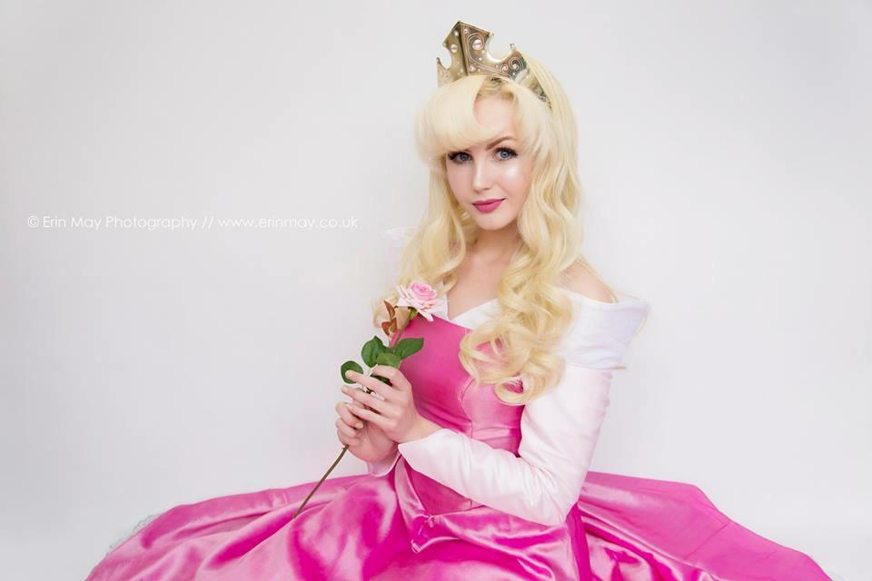 PrincessAppear's tweet image. Want to book princess aurora for your child's special birthday celebration? Call us now! (Number in bio) #Essex