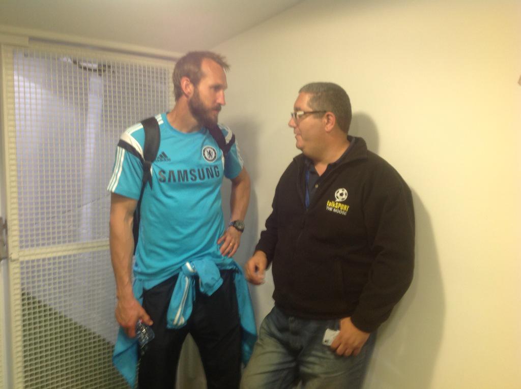 Happy 43rd Birthday today to Mark Schwarzer 