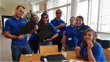 TimWeatherford's tweet photo. What an amazing group!!! #BucPride  #mhsw2w http://t.co/qr61f63osK