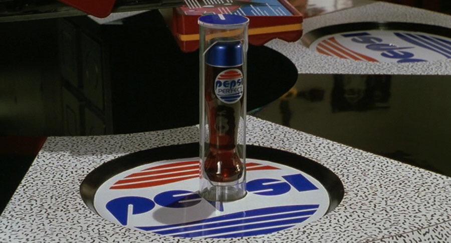 Pepsi lanzará una edición especial de botellas de 'Regreso al Futuro II' bit.ly/1OhrV83