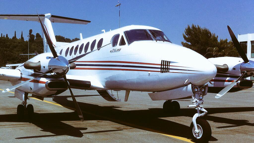 XclusiveJet's tweet photo. King Air 350 available for charter from Avignon 6th &amp; 7th October. Contact sales@xclusivejet.com #avignon http://t.co/K3ikSLnjNN