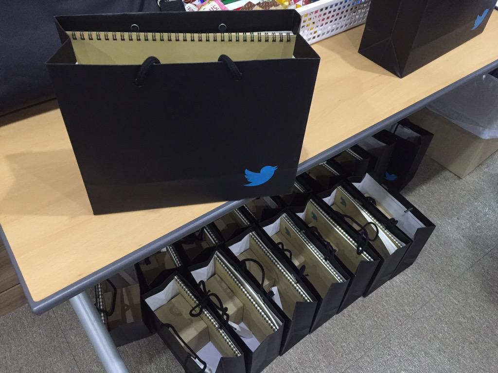 oppadalryu's tweet photo. #KPF교육 #언론재단교육 트위터 선물 받고싶어요@,.@ http://t.co/brM84ngVC5