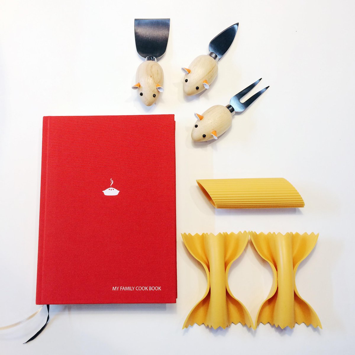 techiteasyworld's tweet photo. Personalizza la tua cucina con i gadget esclusivi del #techiteasyworld! #love #cooking #food #pasta http://t.co/1qGk0L3q86