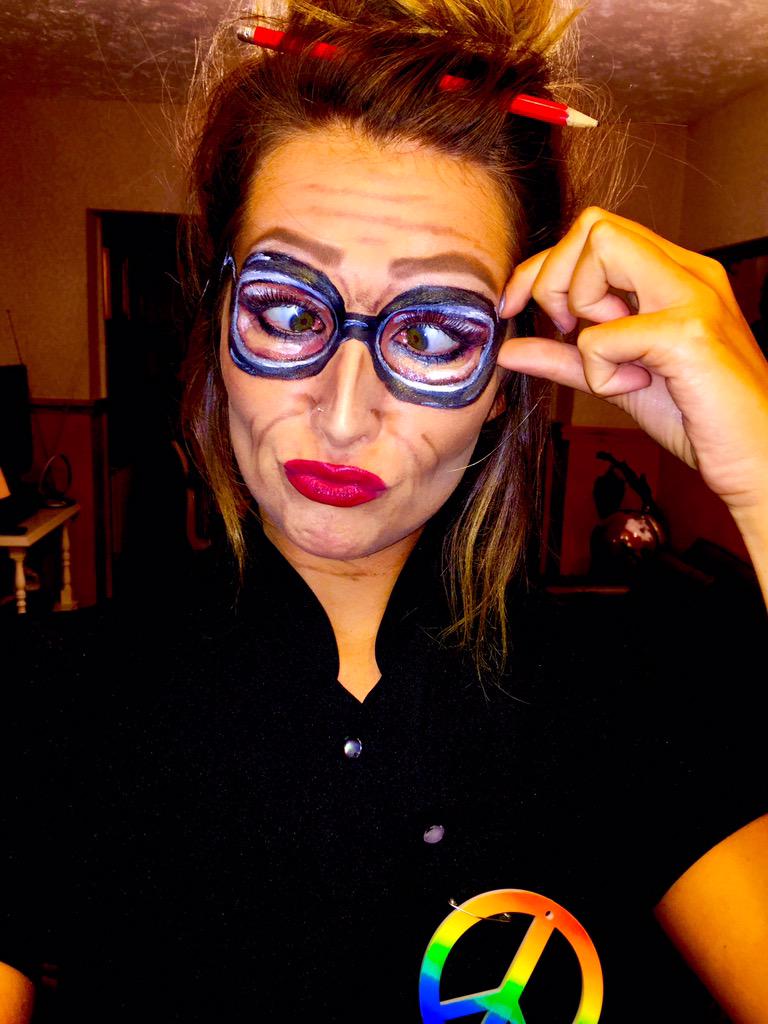 LSachamulock's tweet photo. "Nutty professor" with paint on glasses #professor #nuttyprofessor #nuts #insaneart #specialeffects #mua #makeup #yes http://t.co/0oKfHqJ2ok