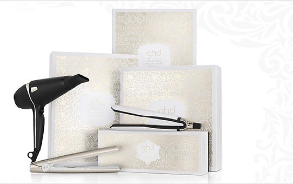 Here at Hair Eden we now stock the limited edition Arctic Gold collection!