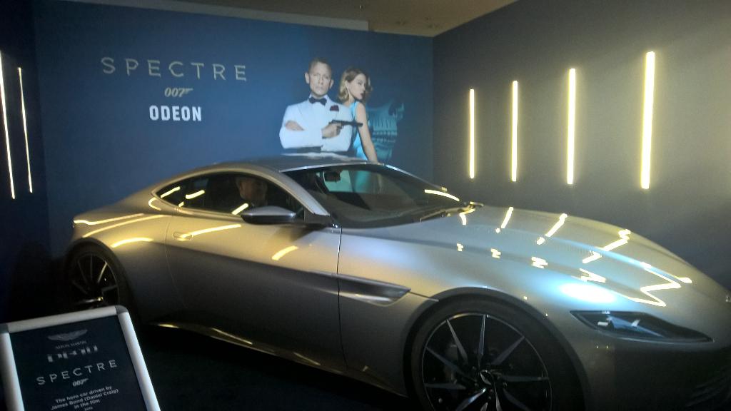 CherryVideo's tweet image. Filming interviews with the sexy #JamesBond car as a prop.