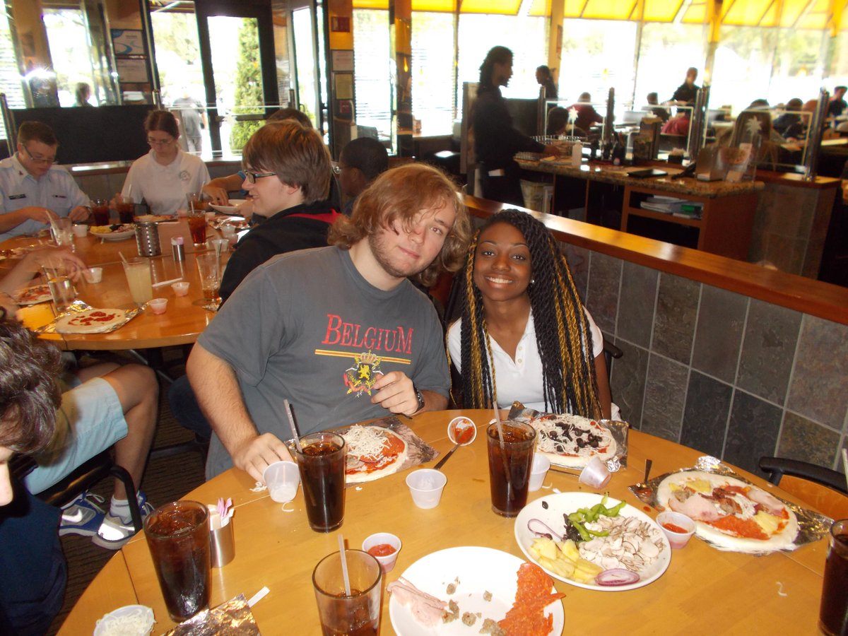 CumberlandGA's tweet photo. The High School students visited Dunwoody's California Pizza Kitchen for their "Make Your Own Pizza" Lunch. http://t.co/3N9bWgOBLo