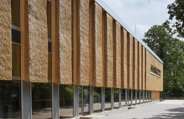 ArtilleryDesign's tweet image. #TBT@onofficemag 
Going back to basics- no huffing and puffing for building made of straw onofficemagazine.com/architecture/i…