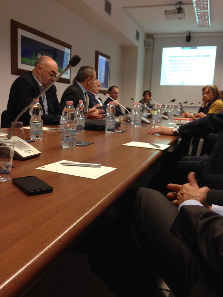 LookOutWine's tweet image. Siamo in piena assemblea #Assosoftware #LookOut  #wine