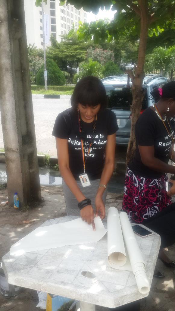 OandoFoundation's tweet photo. Go volunteers! Work has begun already....hitting the ground running! #educate2accelerate @Oando_PLC @yodifiji http://t.co/PfrzR6WCpA