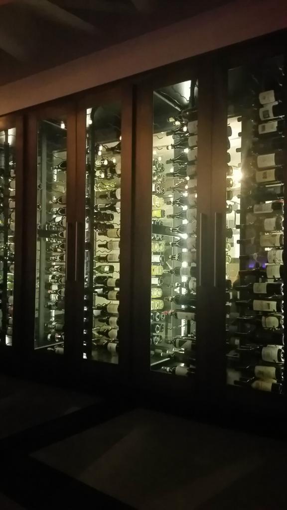 Sunny_Social's tweet photo. #element112 #winelovers #wineanddine #wine http://t.co/Wa5vQKoIIS