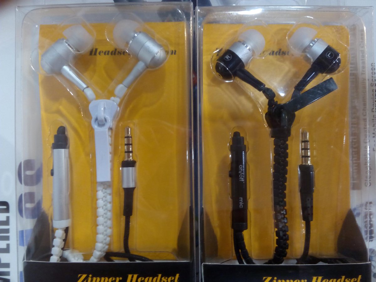 Doctor_Friki's tweet photo. ¿Cansado que se te enreden los #auriculares? prueba con estos con cremallera. Una alternativa para los de #iPhone http://t.co/rBovQgz04y