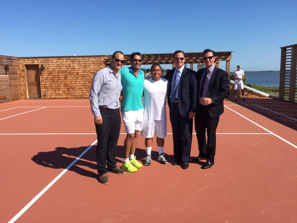 jlicata's tweet photo. A special #thankyou to @Jasonvpasion and his star players. #100crescent. @NyitTennis @456DEVGROUP #millriverclub. http://t.co/zgwrOuVEqG