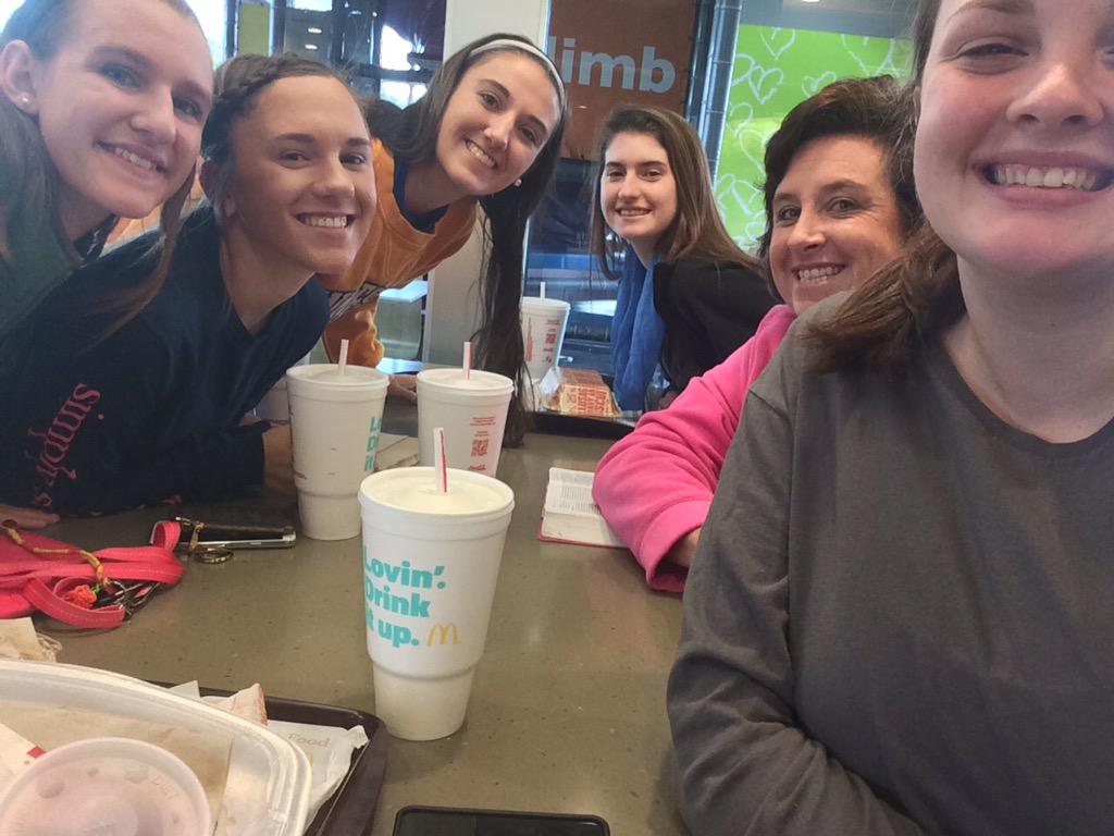 mylifetolove's tweet image. Georgia Pookie reunion and prayer time! ❤️ these girls! #1tim4:12