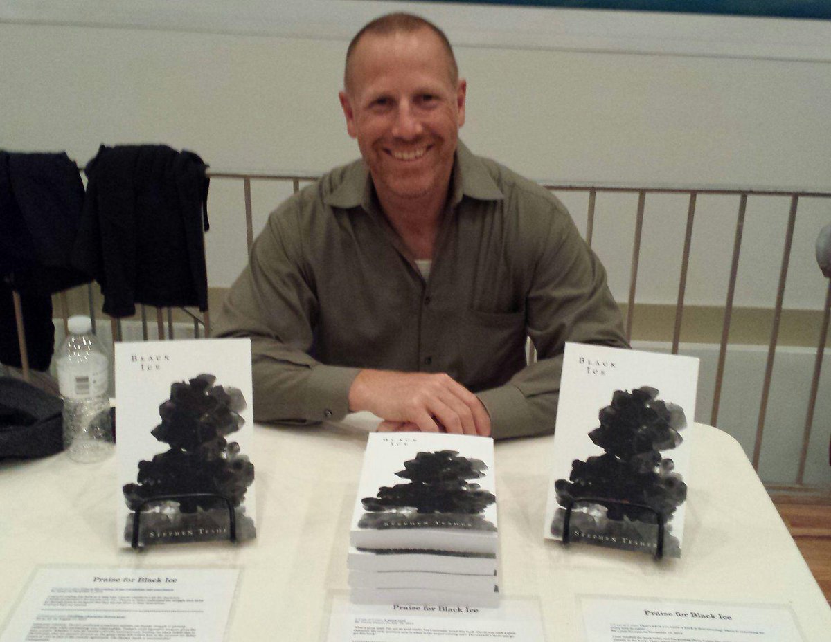 stesher's tweet photo. #LakePeekskill #ArtsFestival huge success. Book signing and reading of #BlackIce. #RRBC #teens #dreamscometrue http://t.co/rFLdBwowSX