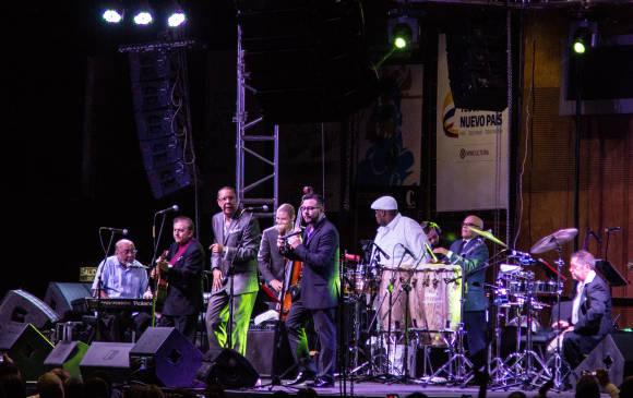 LASALSA106's tweet photo. Eddie Palmieri le puso salsa al Festival de Jazz en Medellín http://t.co/LNpS2L3lb6 @EddiePalmieri @MedeJazz http://t.co/r3JYBOXQ1m