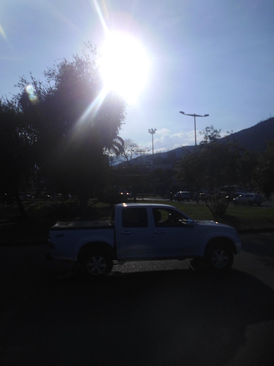 Pacho6229's tweet photo. @AmaneciendoTP http://t.co/xfUkifkH52
