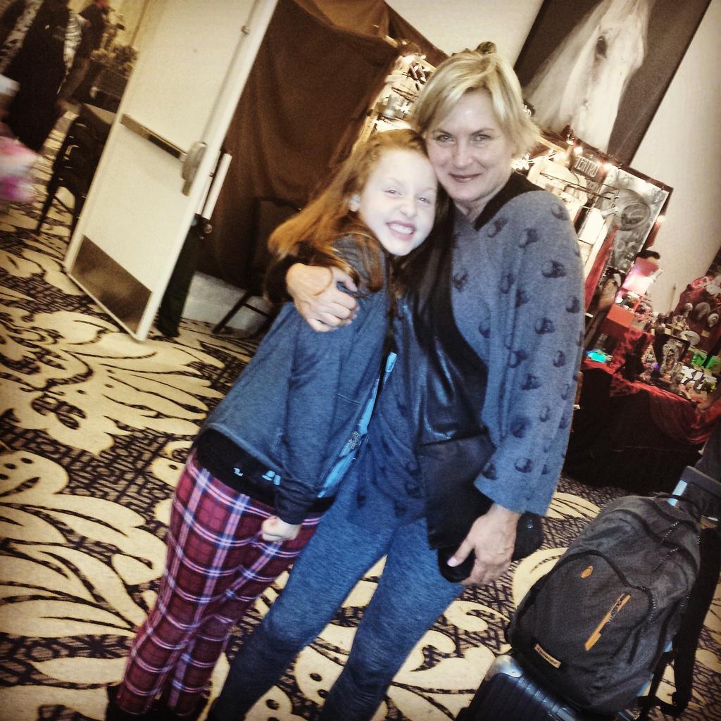 anneindigo's tweet photo. @TheDeniseCrosby it was soooooo wonderful meeting you this past weekend Riley said you give the best hugs ever! http://t.co/y08cFuMzpK