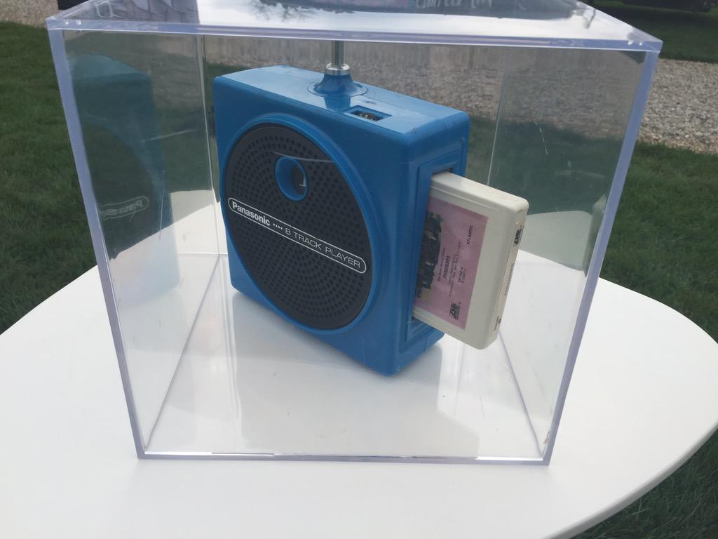 WesleywrenAW's tweet photo. The original iPod #hondacivic #10thgencivic #Autoweekusa http://t.co/ORO8aTCOEq
