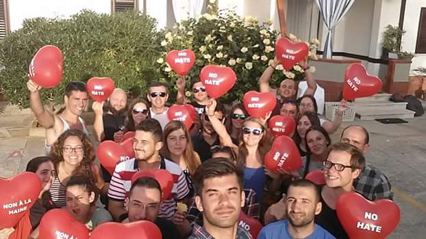ApiceUe's tweet photo. #TPAtraining is finishing. We presented the #nohatespeech movement and we decided to join it, all together. #APICEue http://t.co/SnfOXSCxXN