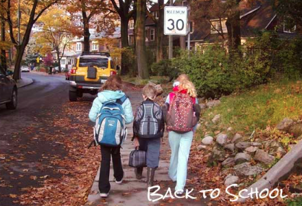 NaturlCuriosity's tweet photo. Oct. 7th is International Walk to School Day! Another way to get outside. injuryhttp://preview.tinyurl.com/o7tqc6y http://t.co/WkTpfDEiAM