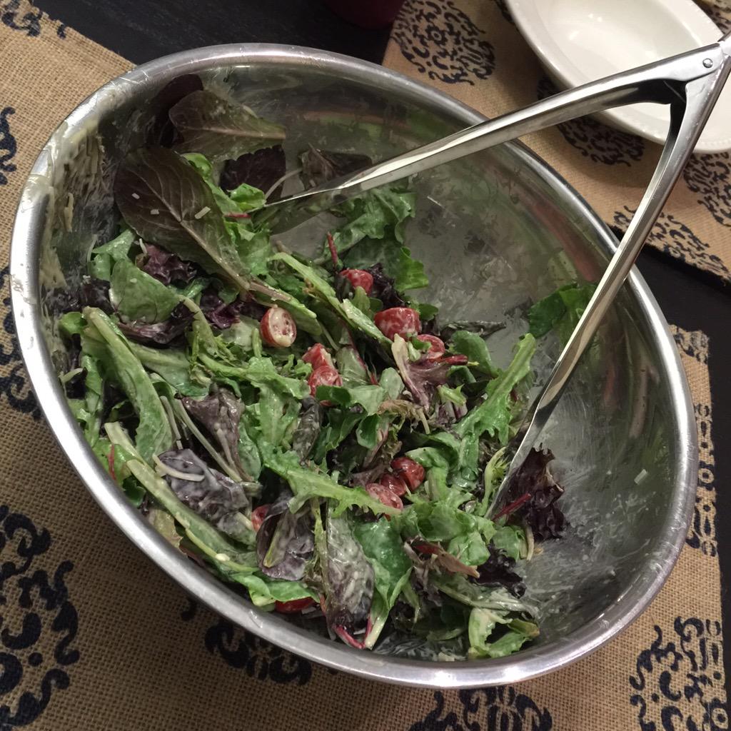 MoveYaBrassFBY's tweet photo. What says yum more than a salad with homemade Caesar salad dressing? #healthyeats #MoveYaBrass #FitByYou #health http://t.co/KxqkvAEhoP