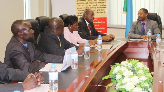 GovernanceRw's tweet photo. The delegation led by the  #Ugandan attorney General and MP Hon. @FredRuhindi, is on a study tour in #Rwanda http://t.co/e3fnjBJCcd