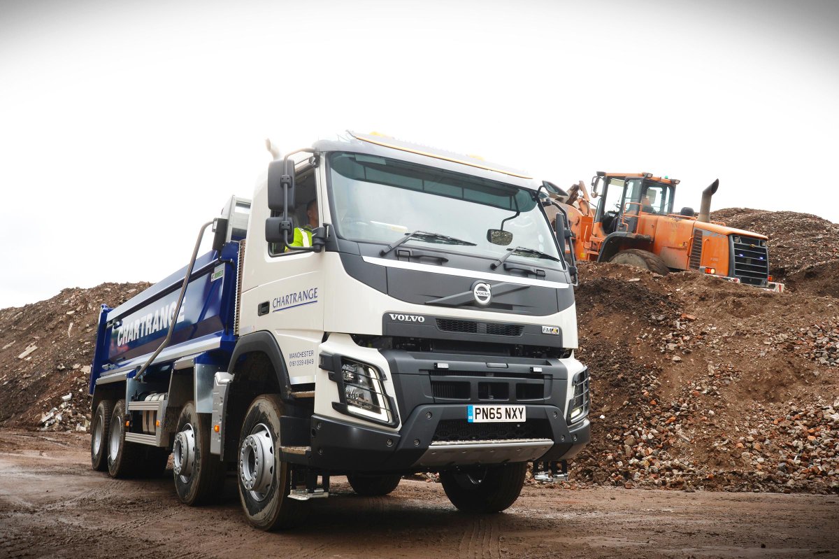 ThomasHardieUK's tweet photo. 11-Litre Powered FMX Tippers Make The Earth Move For #Chartrange As Dukinfield Company Takes First #Volvo Trucks! http://t.co/Huet1p2NDl